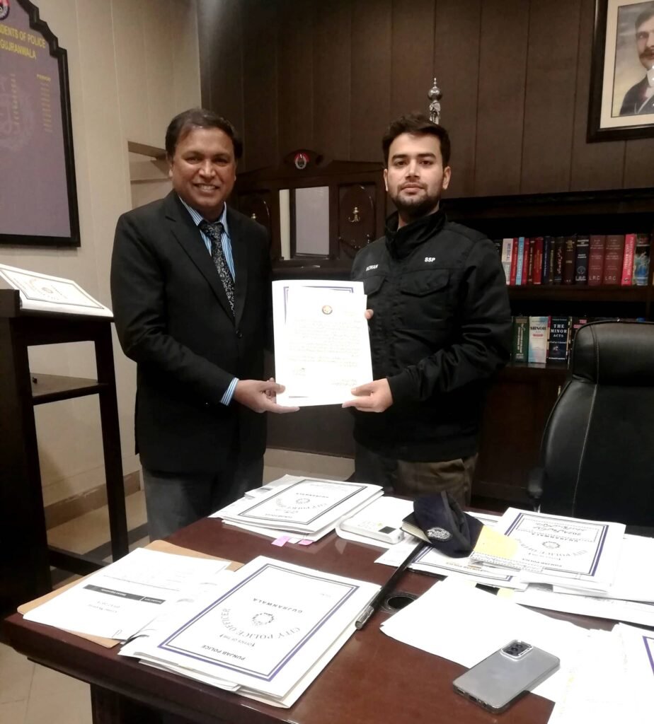 SSP Investigation Mr. Rizwan Tariq presented a “Merry Christmas and New Year 2025” letter