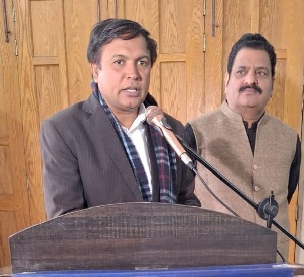 Mr. Shahzad Lawrence is addressing the participants