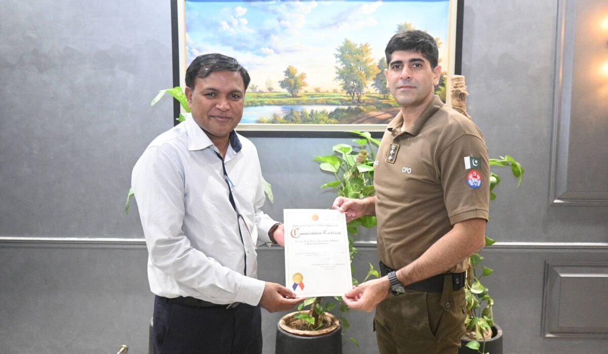 The City Police Officer Dr. Sardar Ghias Gul Khan PSP presented me an appreciation letter